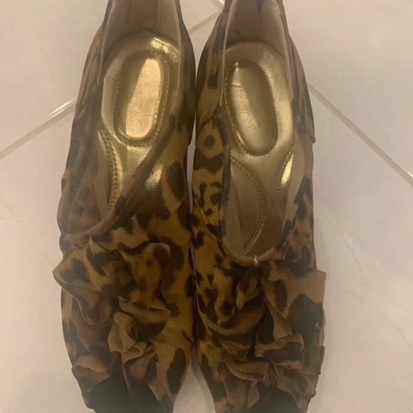 Woman’s Peep toe heels - Picture 2 of 6